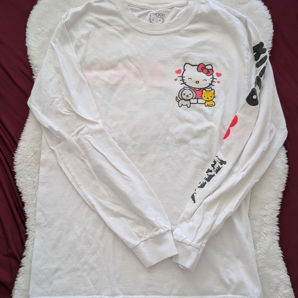 Hello Kitty White Long Sleeve Tee Size Small - Picture 1 of 6
